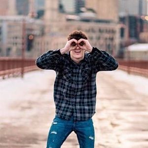 Meet your Posher, Carter